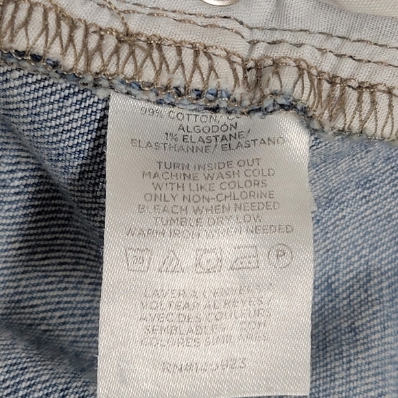 Loft NWT DenimFlare Crop Mid Rise Jeans Size 18. - Picture 10 of 11